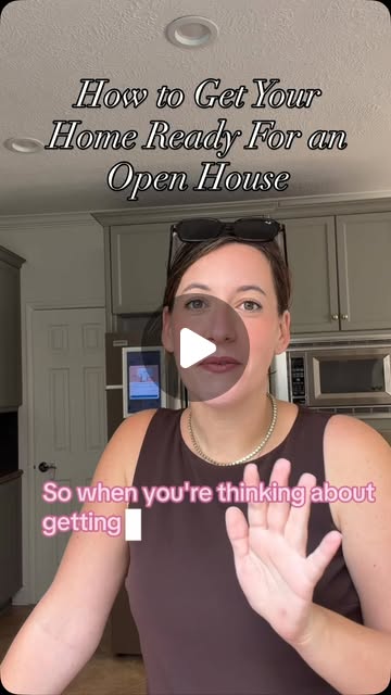 Avery sharing advice for preparing for a first open house